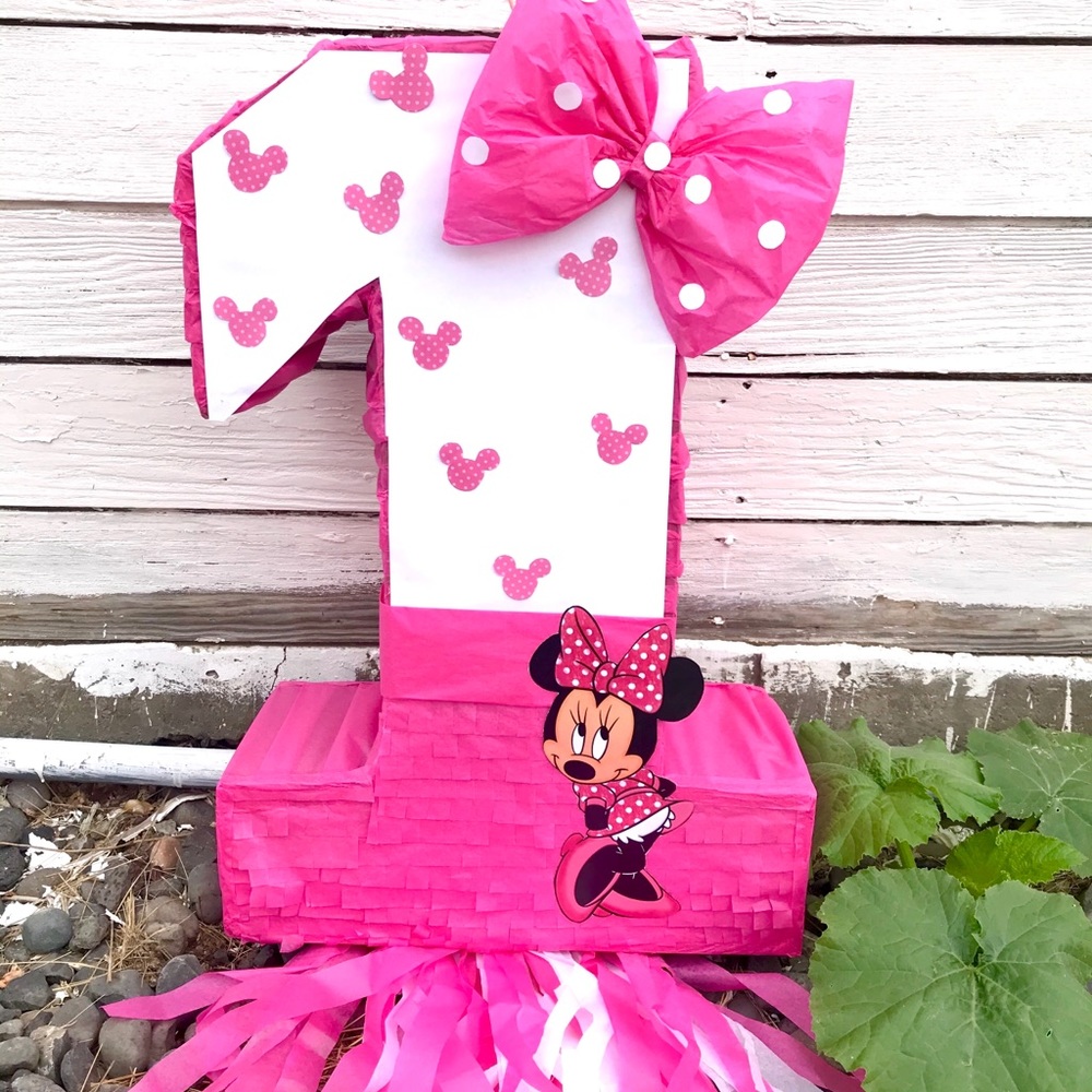Handmade Minnie Mouse number one piñata!